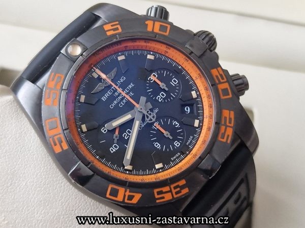 Breitling Chronomat 44 Raven