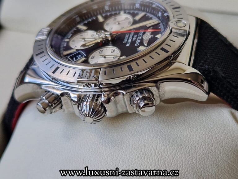 Breitling_Chronomat_44_Airborne_004