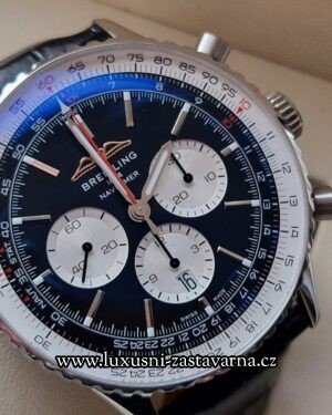 Breitling_Navitimer_B01_Chronograph_46mm_001