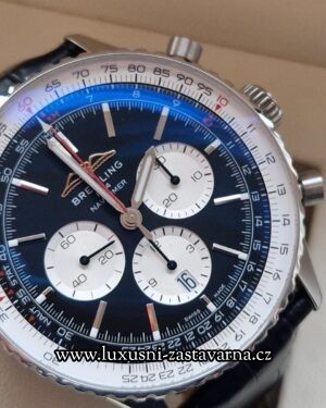 Breitling_Navitimer_B01_Chronograph_46mm_002