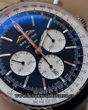 Breitling_Navitimer_B01_Chronograph_46mm_003